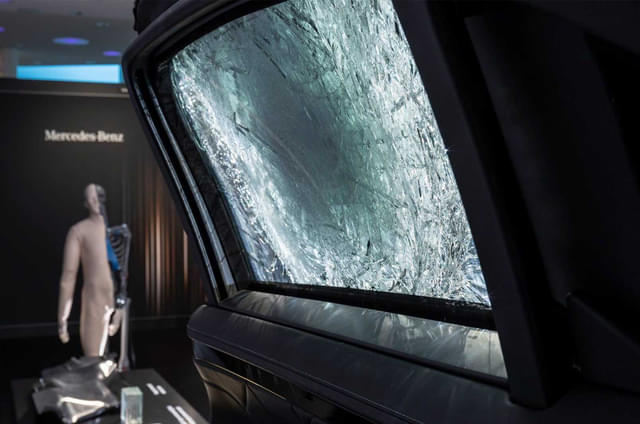 Side Glass Housing Image - 14837